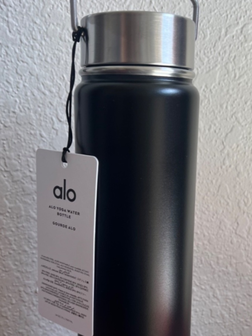 Alo Yoga Black Reusable Stainless Steel Water bottle 24oz